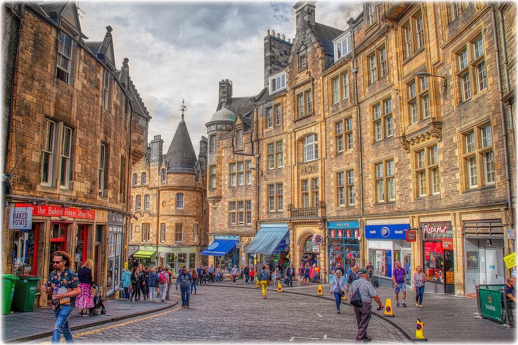 Óbidos, Portugal (rickmassey1, Flickr, CC BY 2.0)