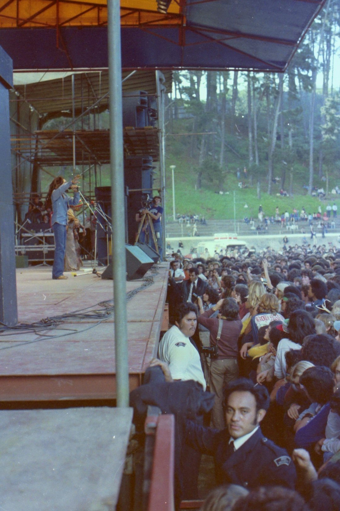 2. The Monterey Pop Festival (1967): The Summer of Love Gets a Soundtrack (Image Credits: Unsplash)