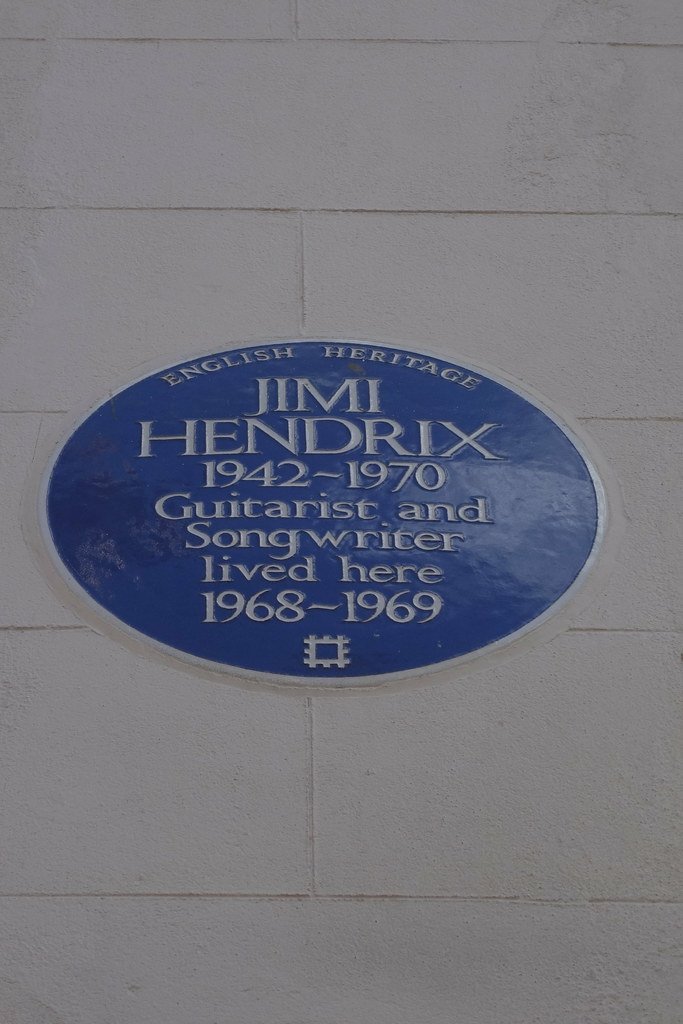 Jimi Hendrix - The Guitar God Who Rewrote the Rules (Bolckow, Flickr, CC BY-SA 2.0)