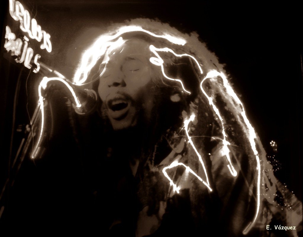 8. Bob Marley at the Lyceum Theatre, London, 1975 - Reggae Goes Global (LALO VAZQUEZ, Flickr, CC BY-SA 2.0)