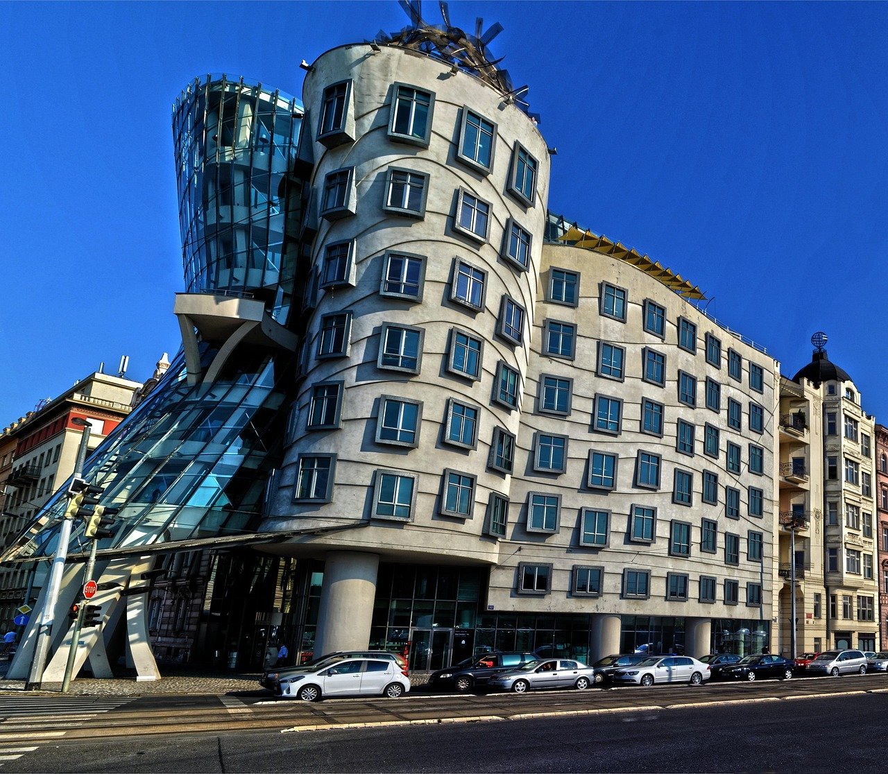 1. The Dancing House, Prague, Czech Republic (Image Credits: Pixabay)