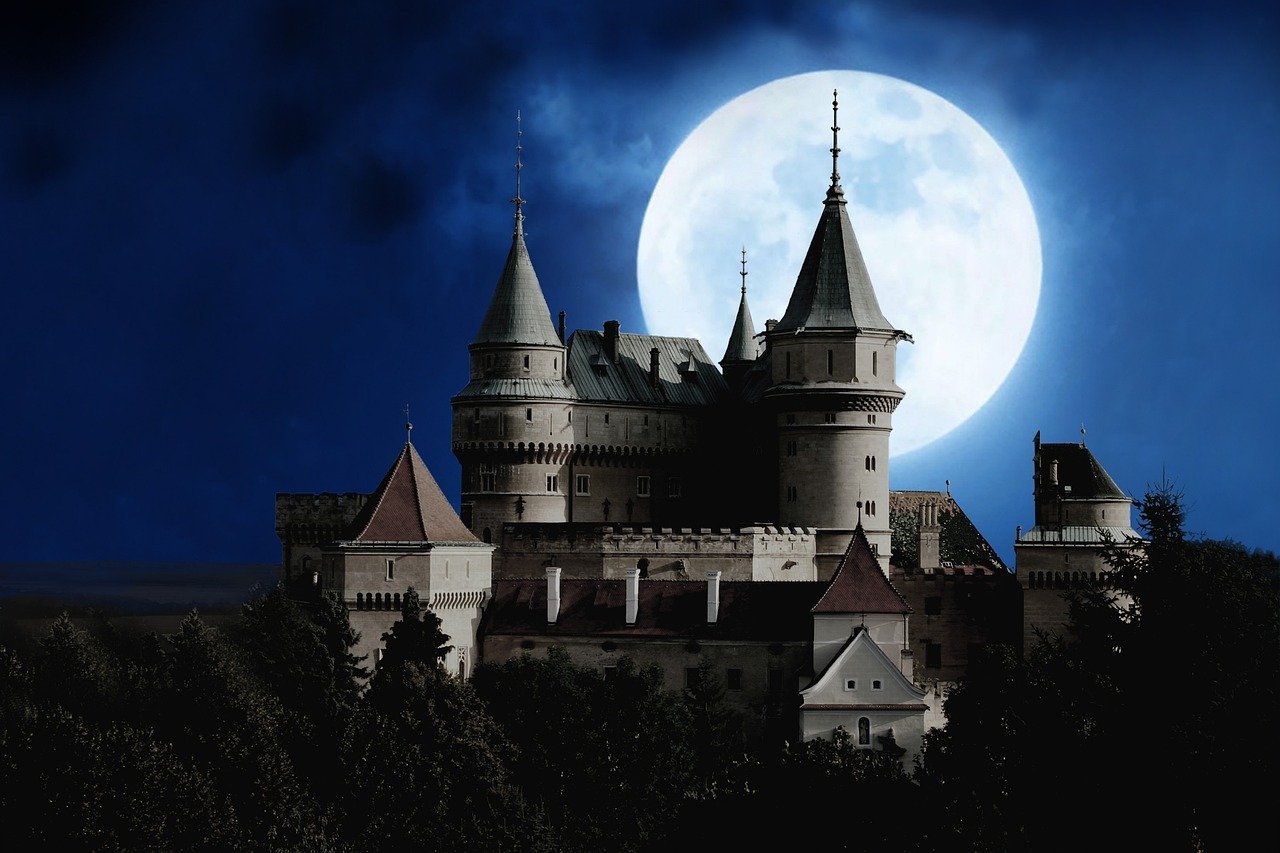 Why Fairy Tales Were Always Meant to Be Dark (Image Credits: Pixabay)