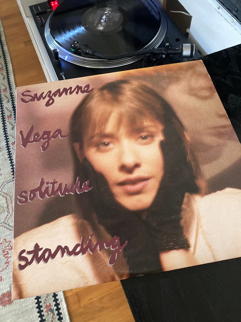 14. "Luka" – Suzanne Vega (1987): A Song That Changed How We Talk About Abuse (Howdy, I'm HMK, Flickr, CC BY 2.0)