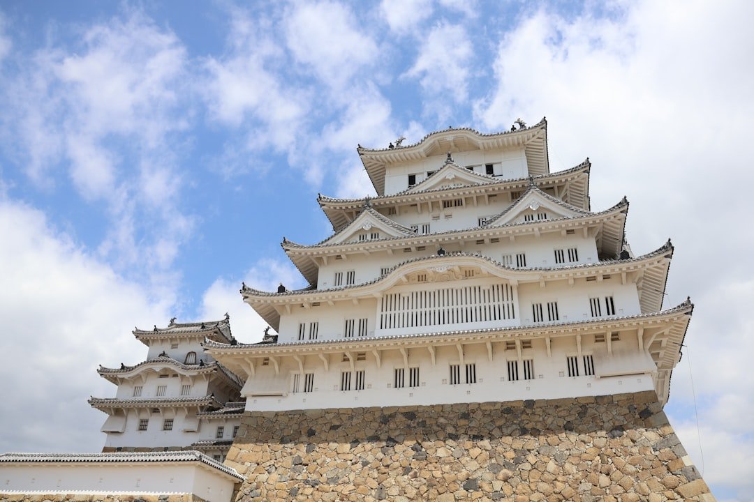 Himeji Castle, Japan (Image Credits: Unsplash)