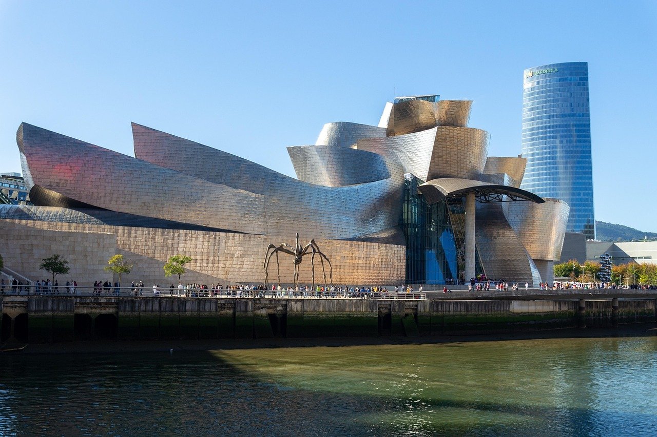 1. Guggenheim Museum Bilbao, Spain (Image Credits: Pixabay)