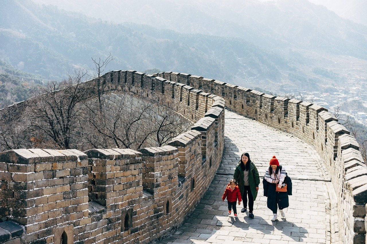 8. The Great Wall of China Is Being Lost to Graffiti and Erosion (Image Credits: Pixabay)