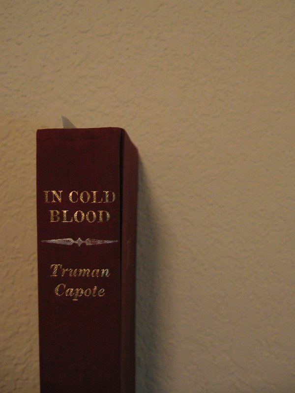 In Cold Blood by Truman Capote (1966) - The Color of Quiet Dread (allisonmeier, Flickr, CC BY-SA 2.0)