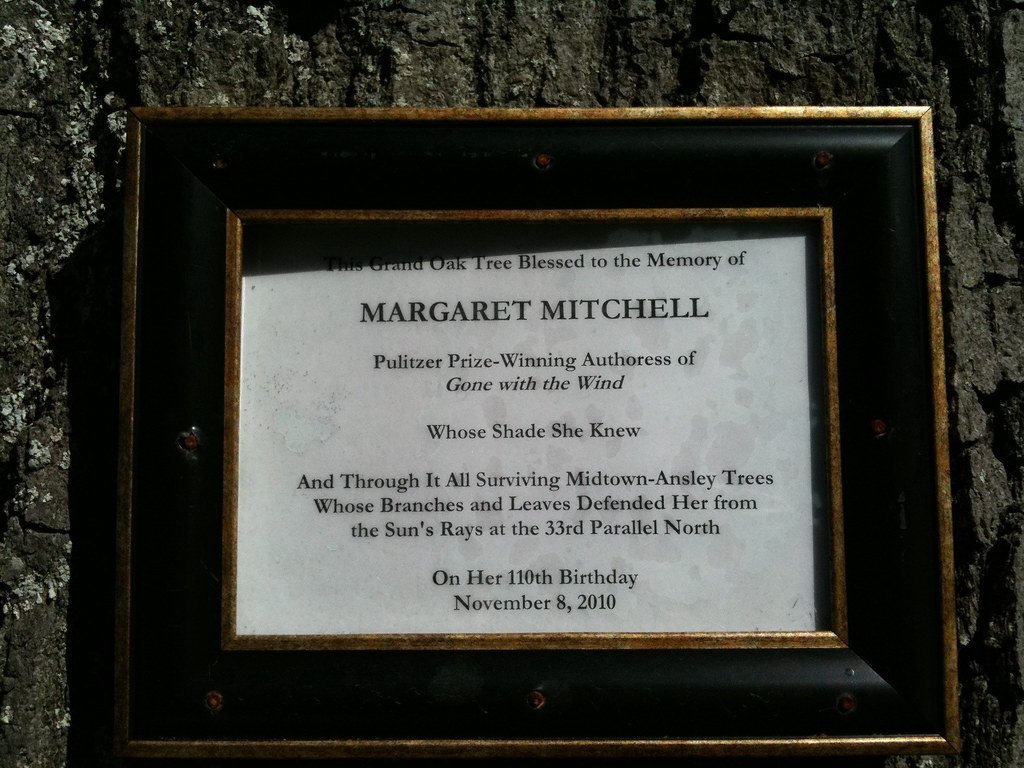 Gone with the Wind by Margaret Mitchell (1936) (seishin17, Flickr, CC BY-SA 2.0)