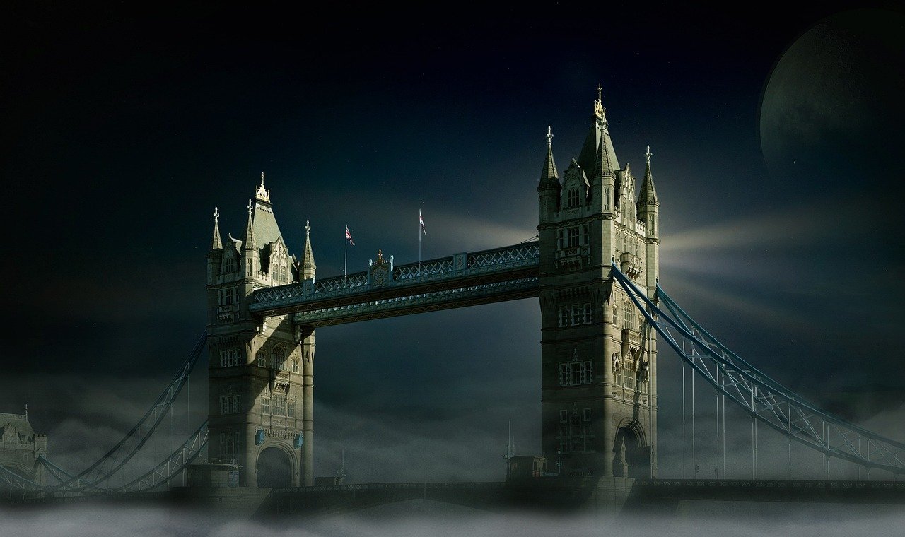 London Bridge Is Falling Down (Image Credits: Pixabay)