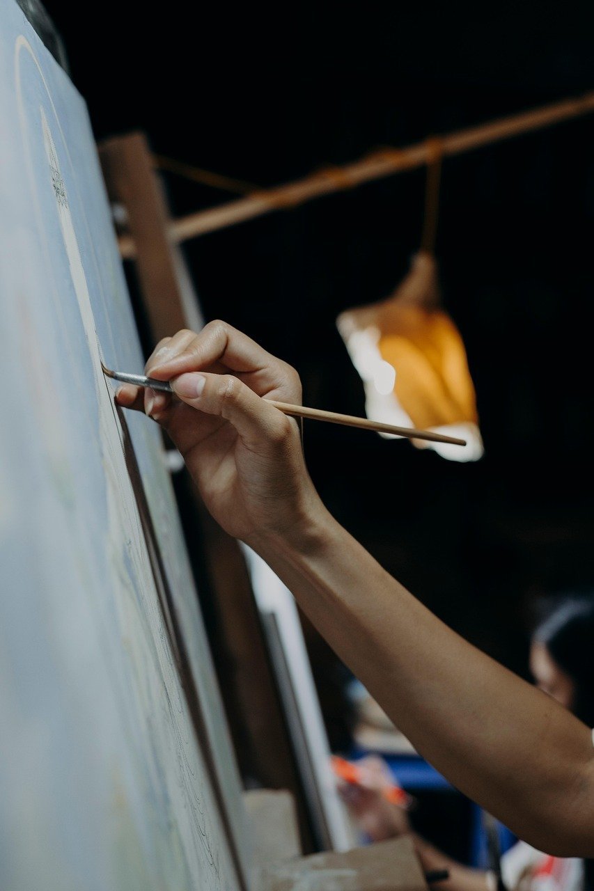 The Silent Patient by Alex Michaelides (Image Credits: Pixabay)