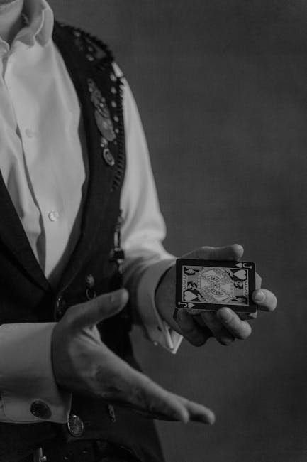 The Night Circus by Erin Morgenstern (Image Credits: Pexels)