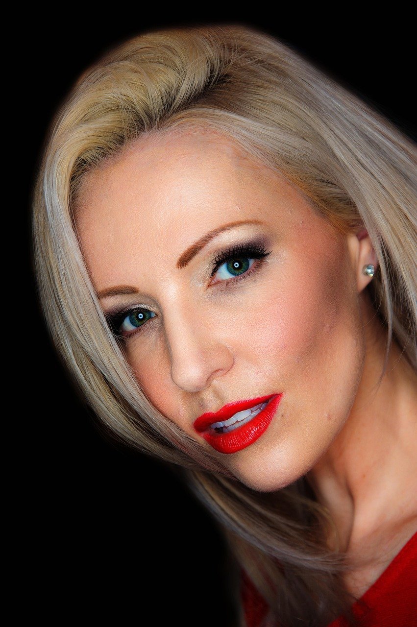 5. "Lush Life" - Zara Larsson (Image Credits: Pixabay)