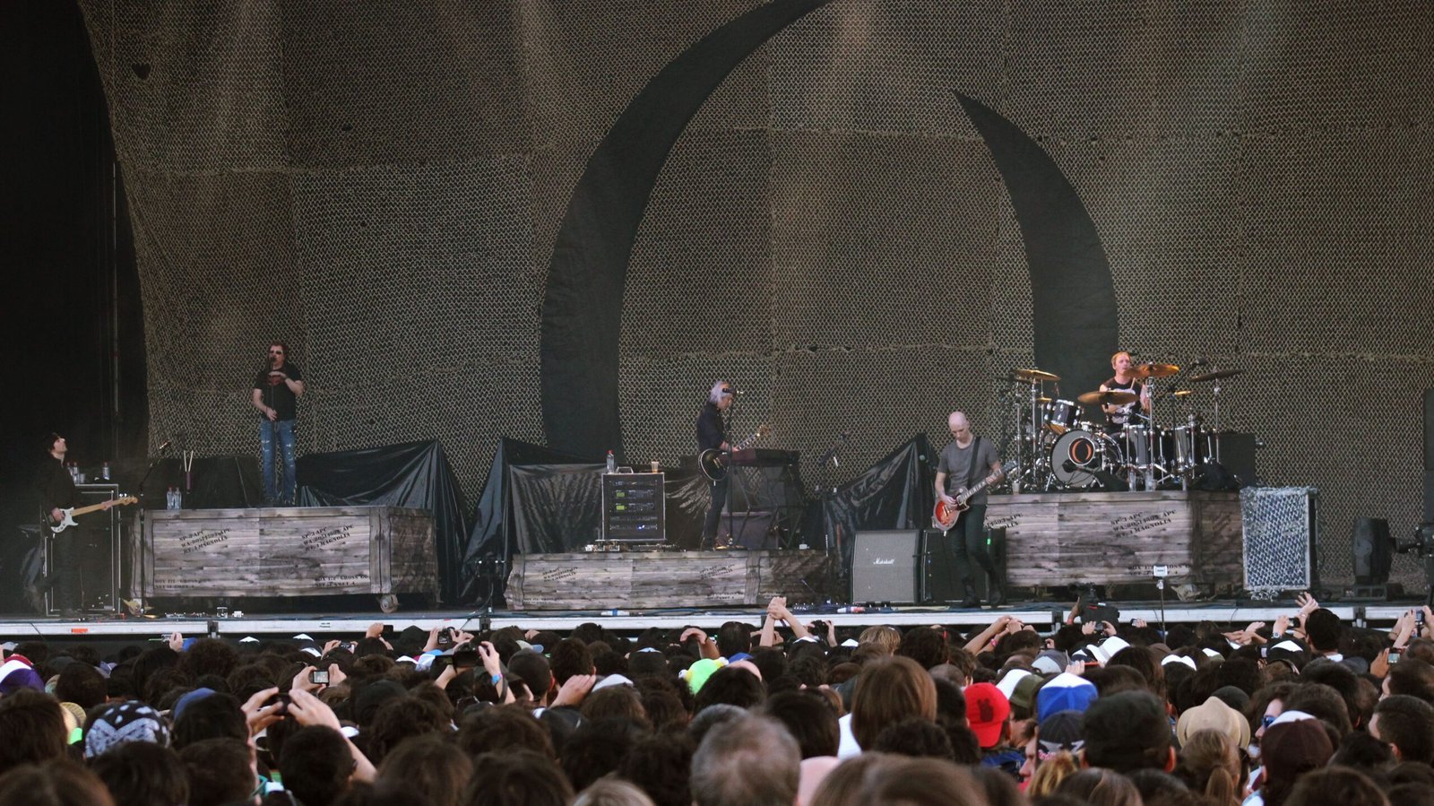 Tool: A Perfect Circle's Emotional Edge (Flickr: A Perfect Circle Lollapalooza Chile 2013, CC BY 2.0)
