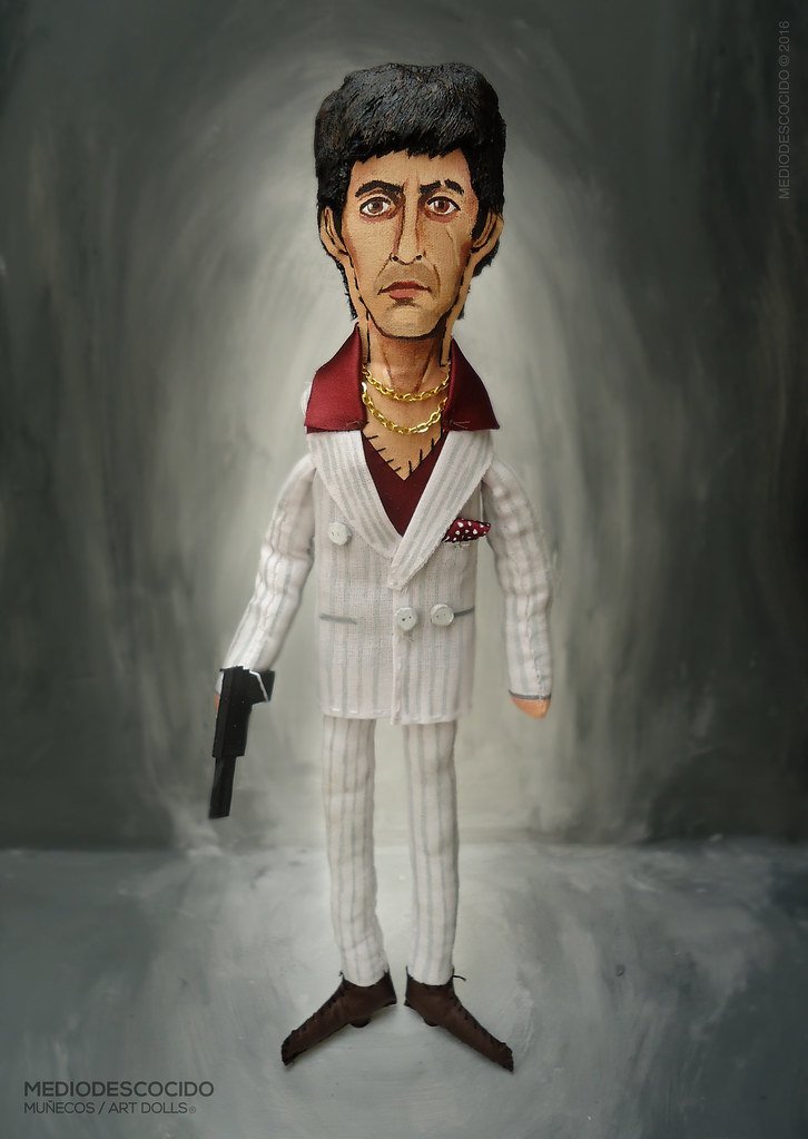 3. Tony Montana - Scarface (1983) (MEDIODESCOCIDO, Flickr, CC BY 2.0)