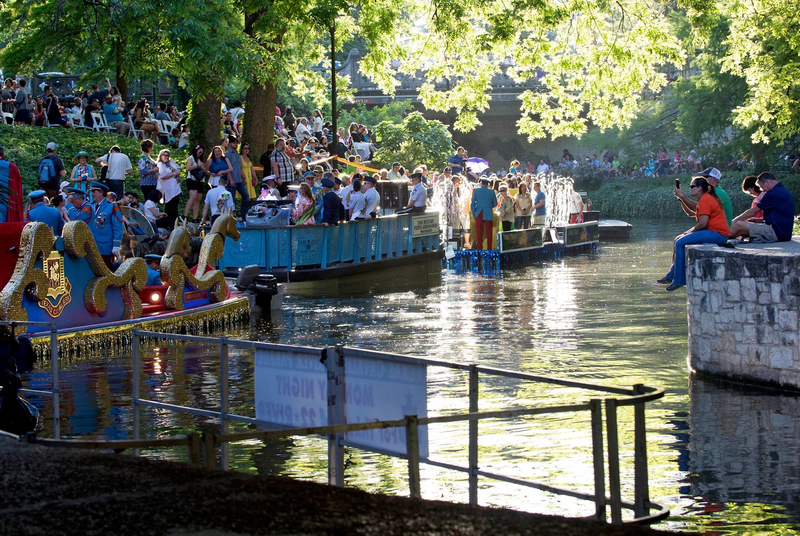 9. Fiesta San Antonio, Texas (This image was released by  Air Force with the ID 180423-F-ND912-0145 (next).
This tag does not indicate the copyright status of the attached work. A normal copyright tag is still required. See Commons:Licensing.


العربية ∙ বাংলা ∙ 
Bahaso Jambi ∙ 
Deutsch ∙ Deutsch (Sie-Form) ∙ English ∙ español ∙ euskara ∙ فارسی ∙ français ∙ italiano ∙ 日本語 ∙ 한국어 ∙ македонски ∙ മലയാളം ∙ Plattdüütsch ∙ Nederlands ∙ polski ∙ پښتو ∙ português ∙ русский ∙ slovenščina ∙ svenska ∙ Türkçe ∙ українська ∙ 简体中文 ∙ 繁體中文 ∙ +/−, Public domain)