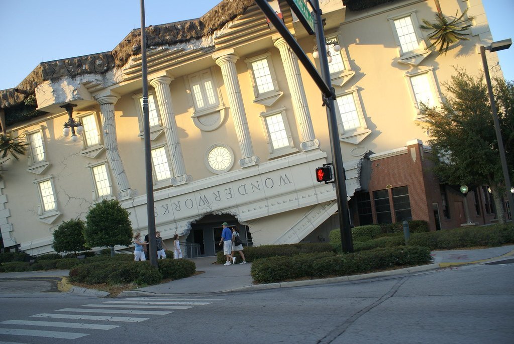 WonderWorks in Orlando, Florida (Charles P., Flickr, CC BY-SA 2.0)