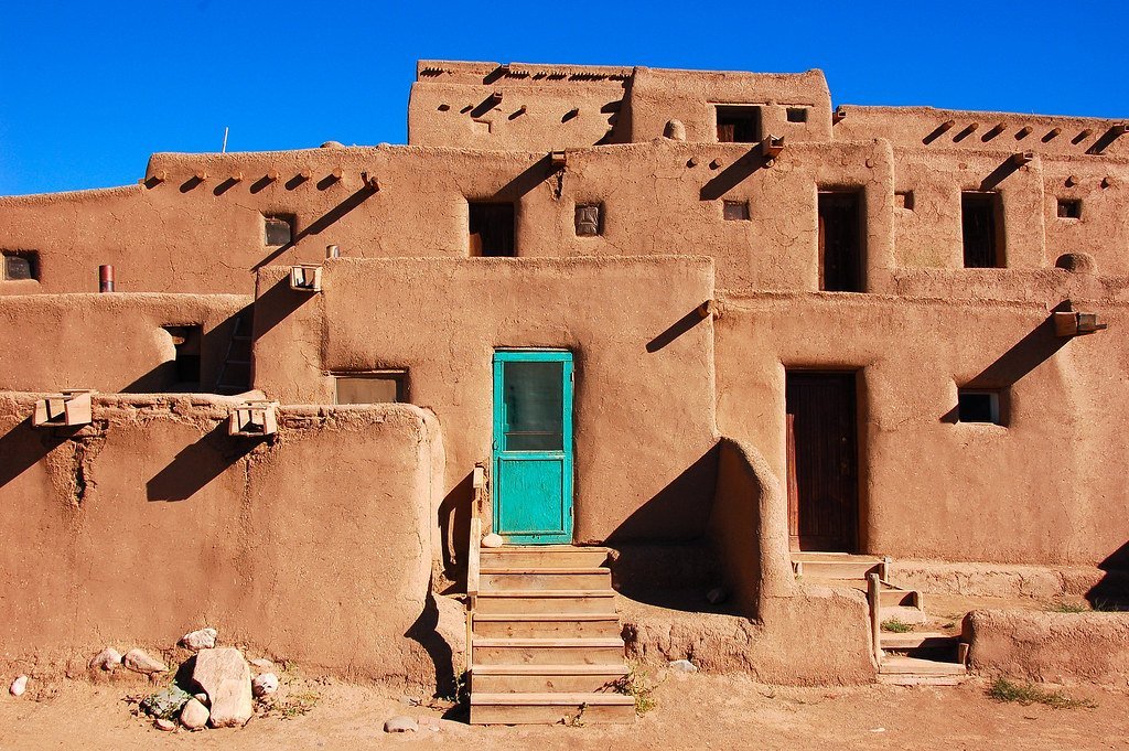 3. Taos, New Mexico: Ancient Spirit Meets High Desert Color (Larry Lamsa, Flickr, CC BY 2.0)