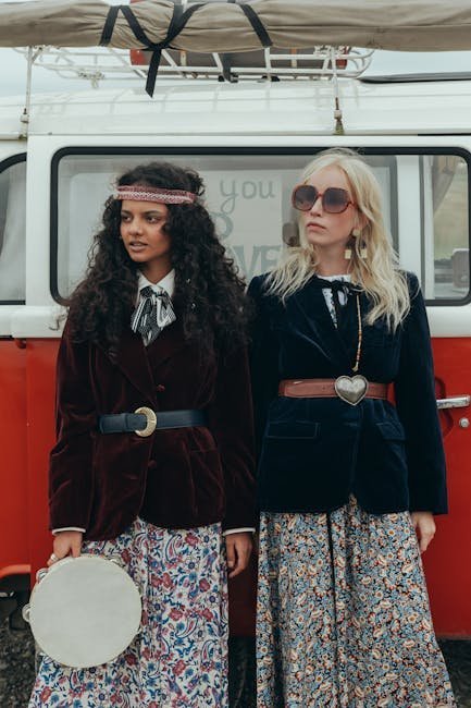 1. Bohemian Hippie Style: The Original Festival Uniform (Image Credits: Pexels)