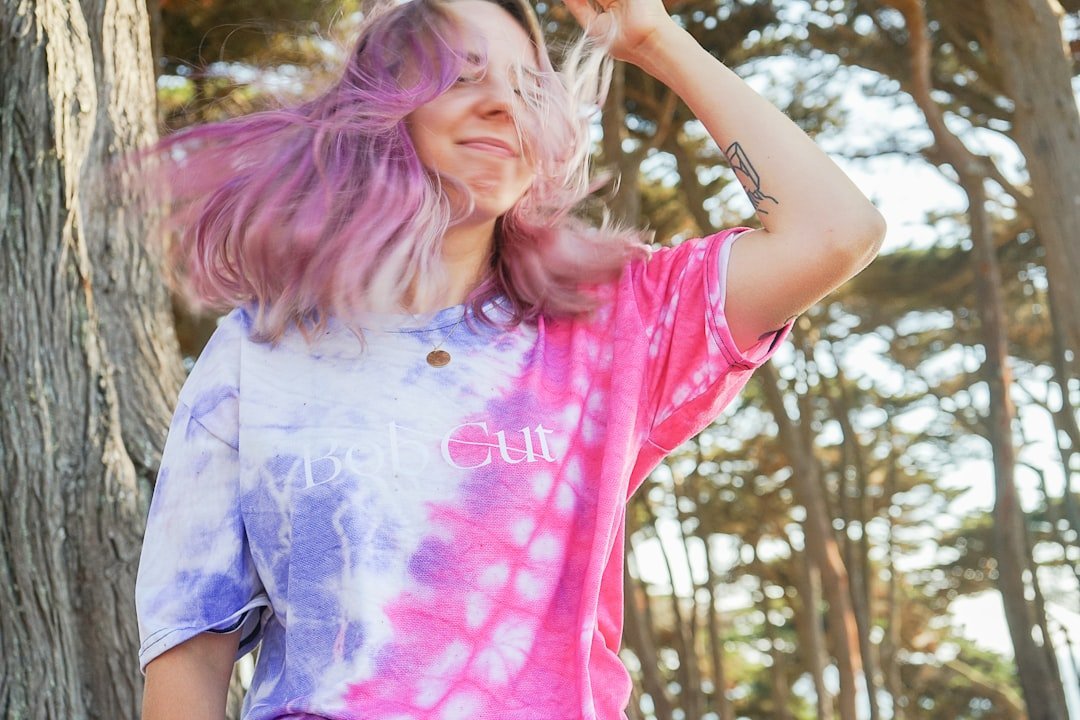 2. Tie-Dye: A Psychedelic Protest Turned Runway Staple (Image Credits: Unsplash)