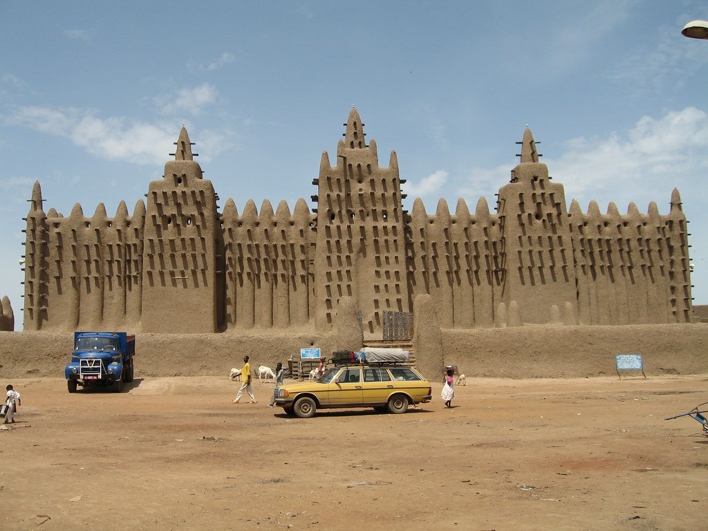 10. The Great Mosque of Djenné, Mali (300td.org, Flickr, CC BY 2.0)