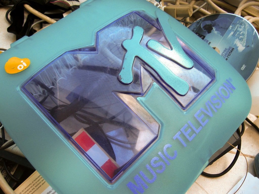 3. The Launch of MTV (1981): When Music Became Visual and Fashion Became Protest (Blude, Flickr, CC BY 2.0)