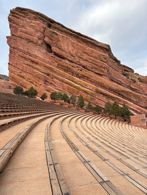 Red Rocks Amphitheatre: Nature's Sonic Wonder (Image Credits: Pexels)