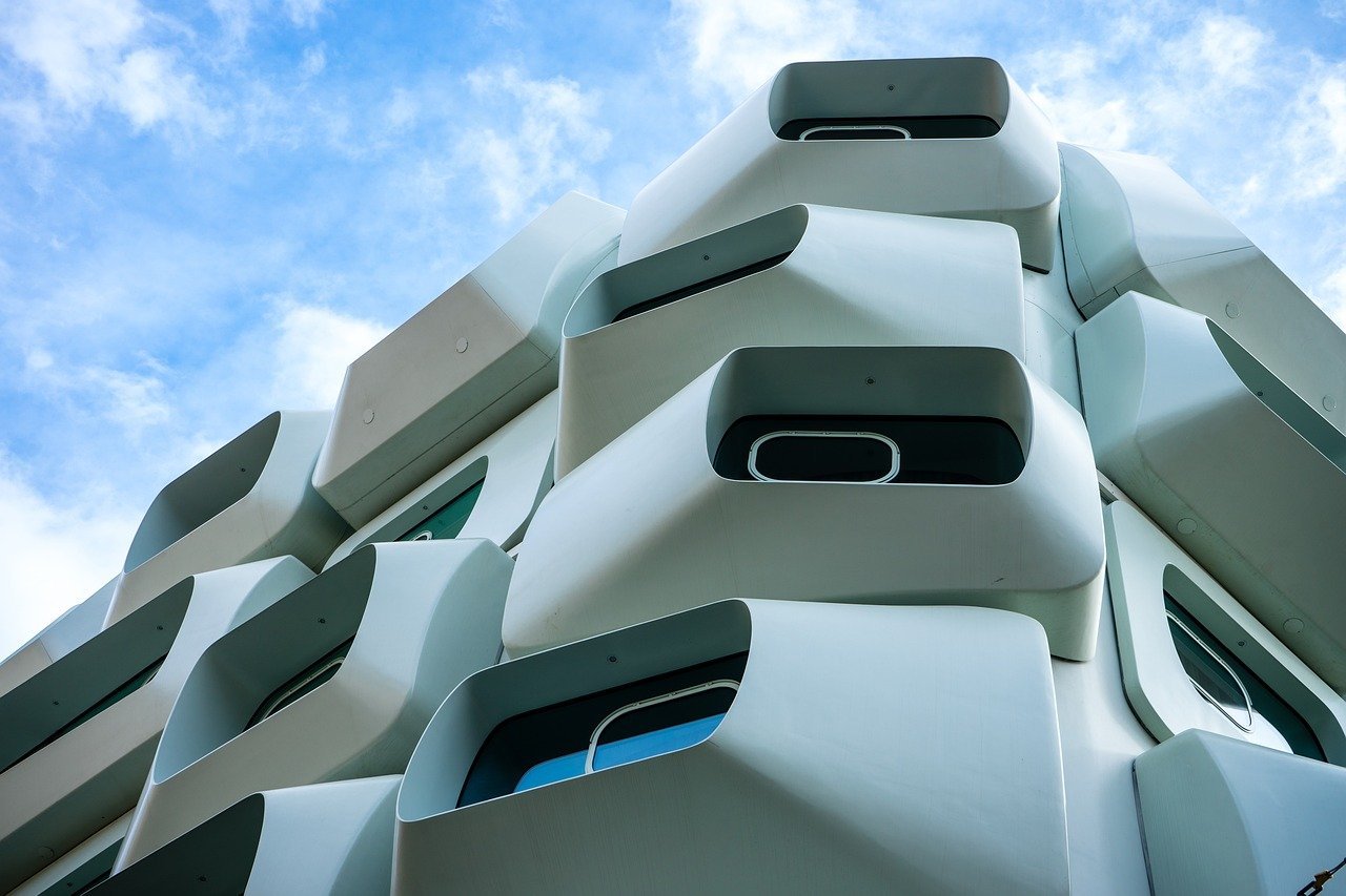 Zaha Hadid (Image Credits: Pixabay)