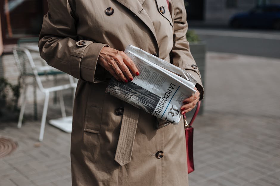 The Trench Coat: Born in the Trenches of World War I (Image Credits: Pexels)