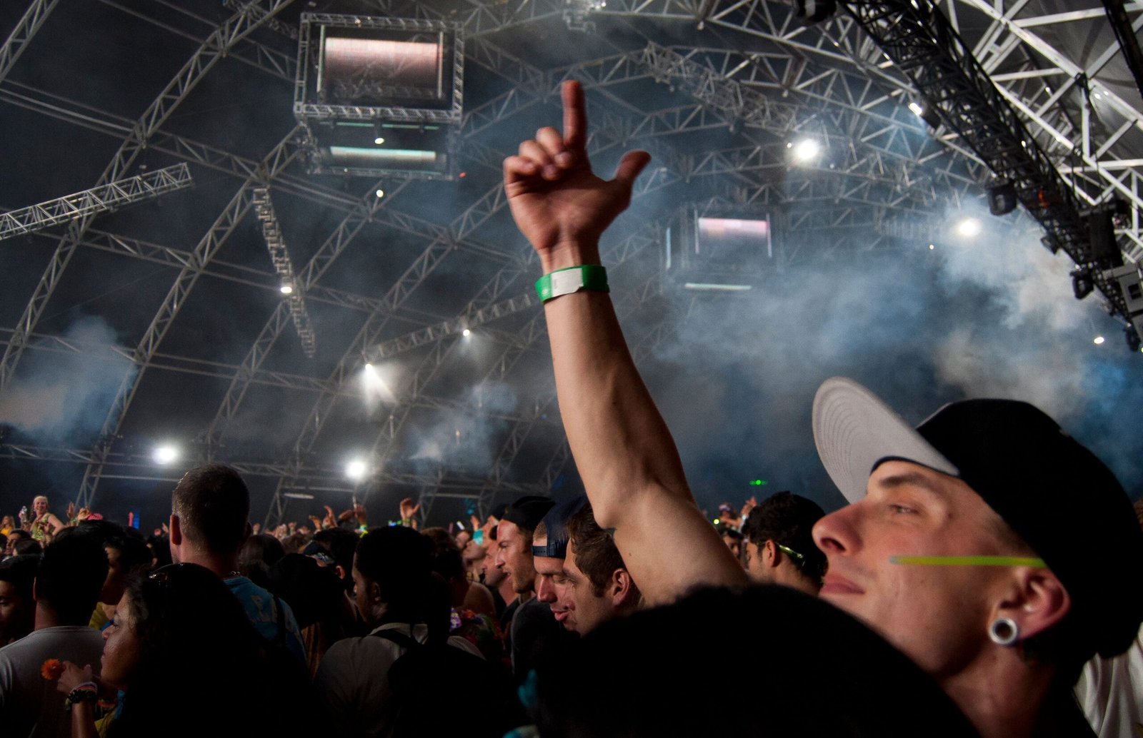 11. Coachella (1999–present) – Where Pop Culture Goes to See and Be Seen (Rave, CC BY-SA 2.0)
