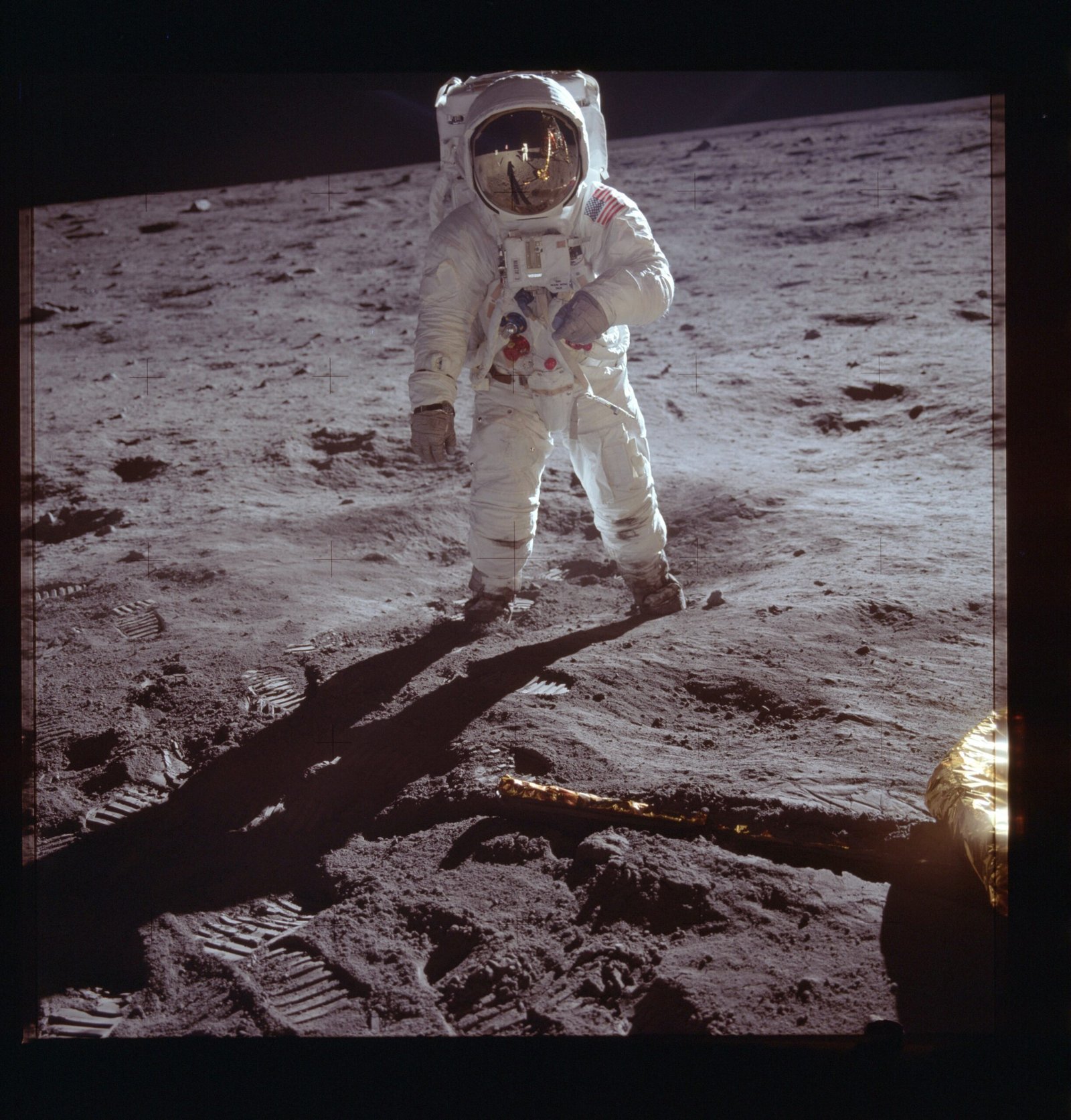 Apollo 11 Moon Landing: Space Race Triumph on Live TV (By Neil Armstrong, Public domain)
