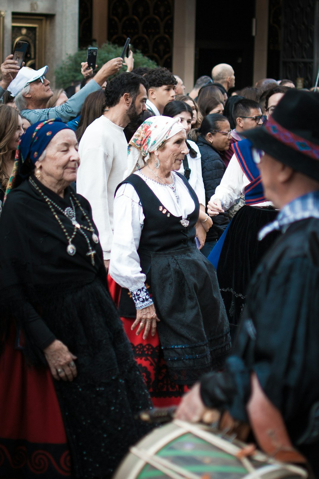 Storytelling Across World Cultures: A Mosaic of Voices (Image Credits: Unsplash)