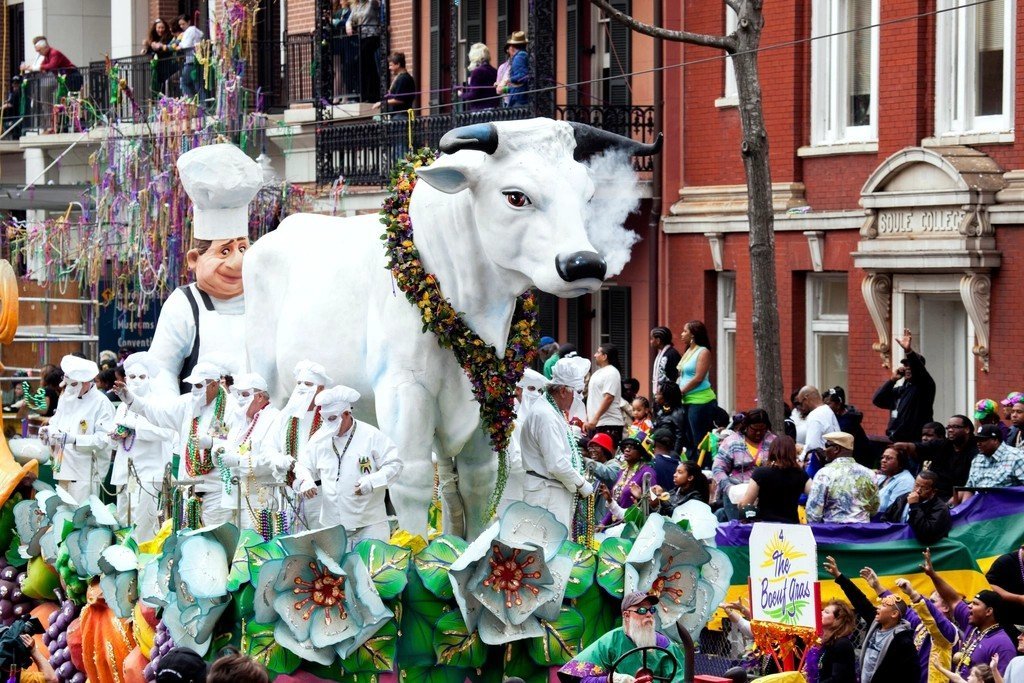 3. Mardi Gras – New Orleans, USA (Image Credits: Rawpixel)