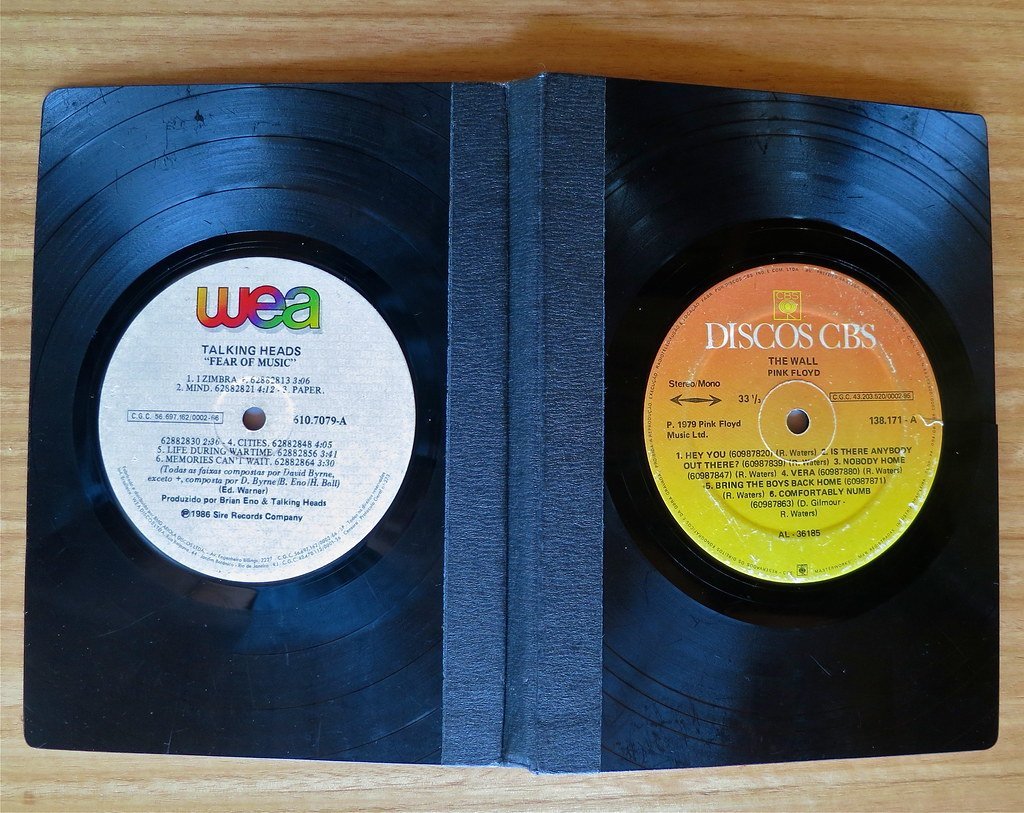 How Time Shapes What We Hear (jurvetson, Flickr, CC BY 2.0)