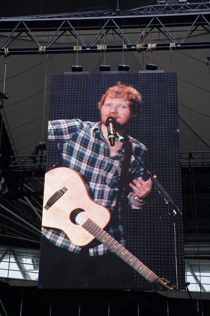 10. "Shape of You" – Ed Sheeran (2017): The Streaming Era's Most Certified Song (flamesworddragon, Flickr, CC BY-SA 2.0)