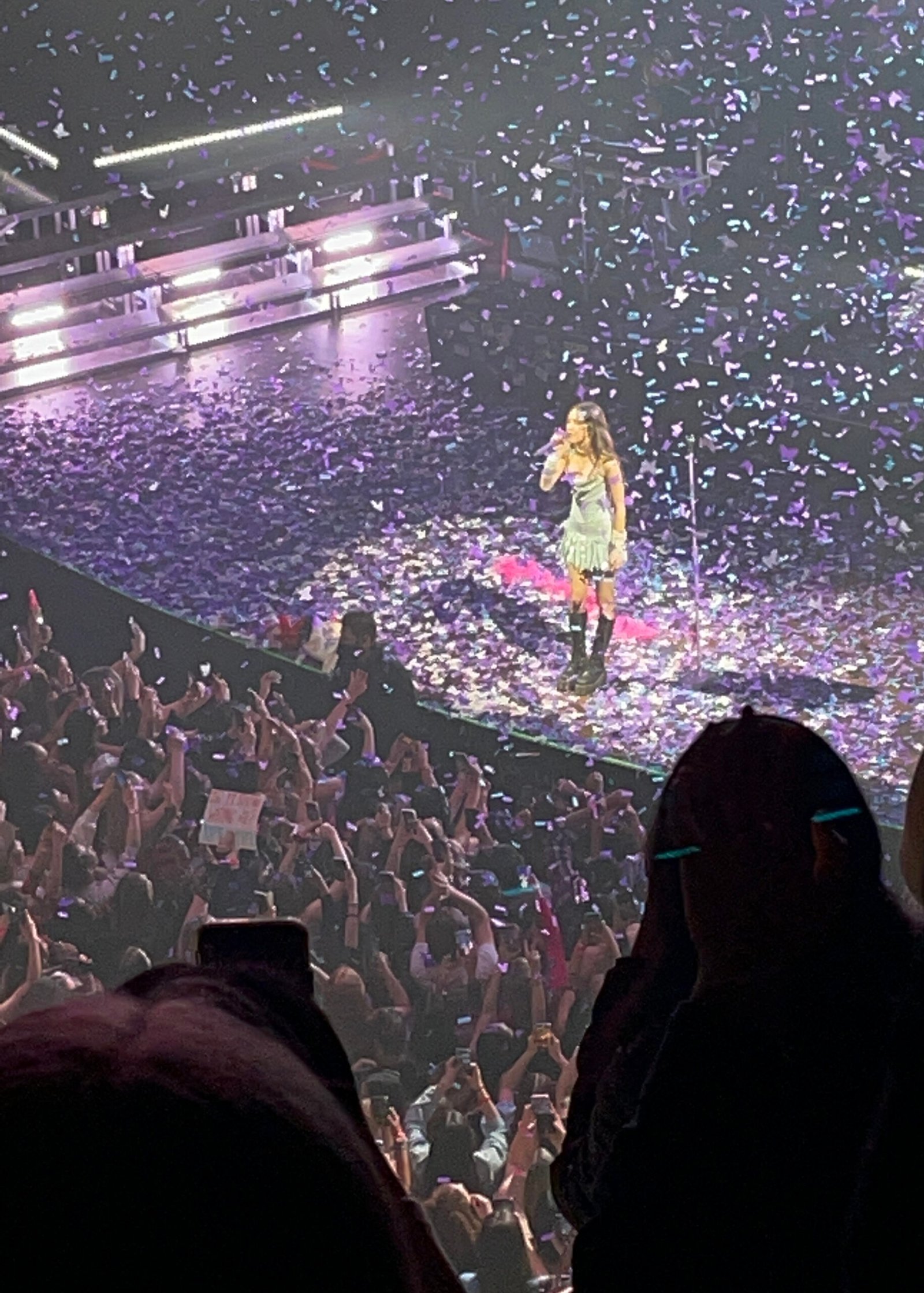 Olivia Rodrigo (Own work• https://www.flickr.com/photos/197171168@N04/52694936536/, CC BY-SA 2.0)