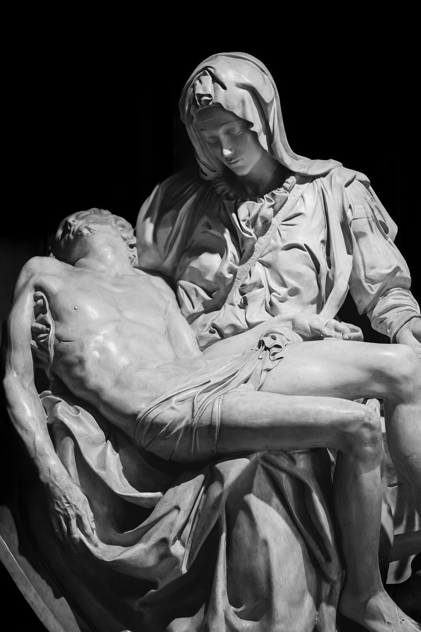 Beyoncé's "Mine" Video and Michelangelo's Pietà (Image Credits: Pixabay)