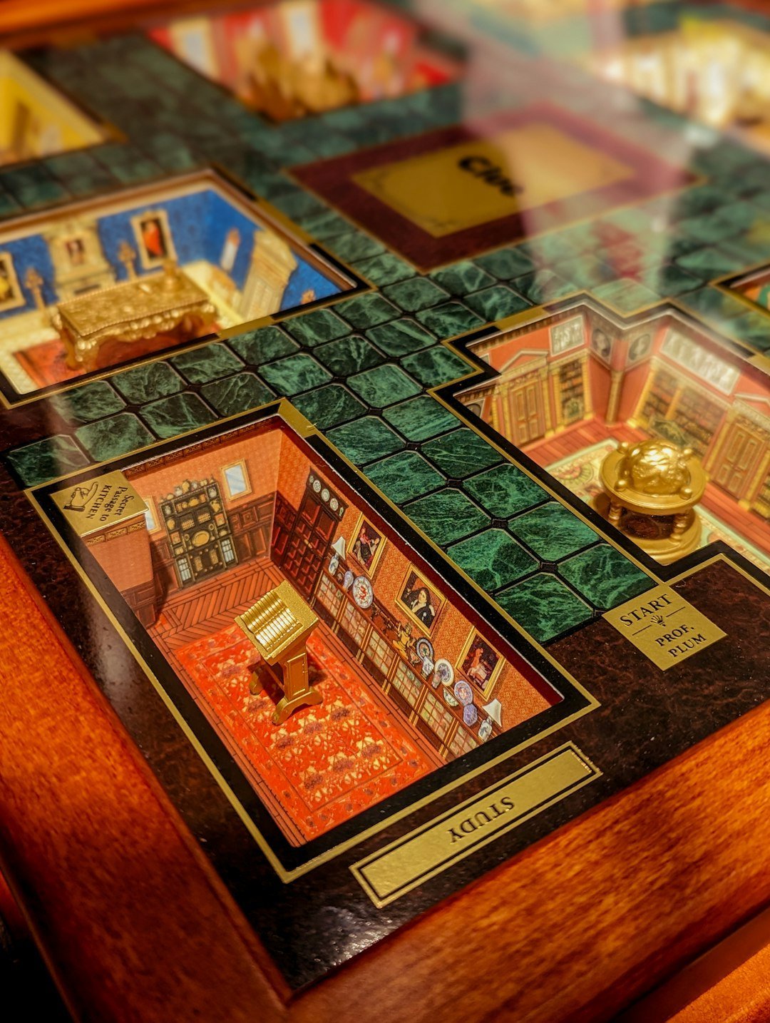 2. Clue (1949) (Image Credits: Unsplash)