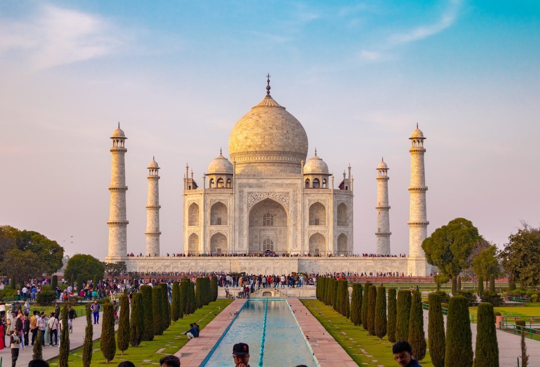 5. The Taj Mahal, Agra, India (Image Credits: Unsplash)