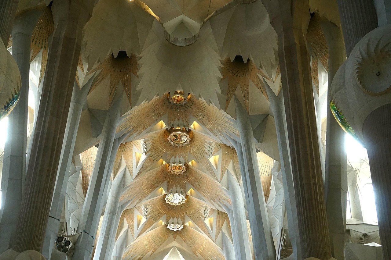 7. La Sagrada Família, Barcelona, Spain (Image Credits: Pixabay)