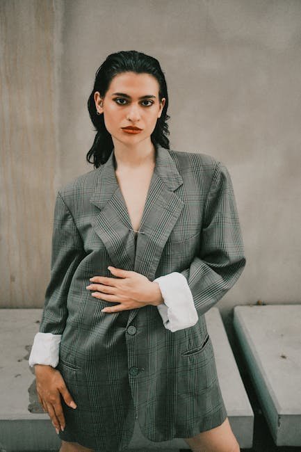 The Oversized Blazer (Image Credits: Pexels)