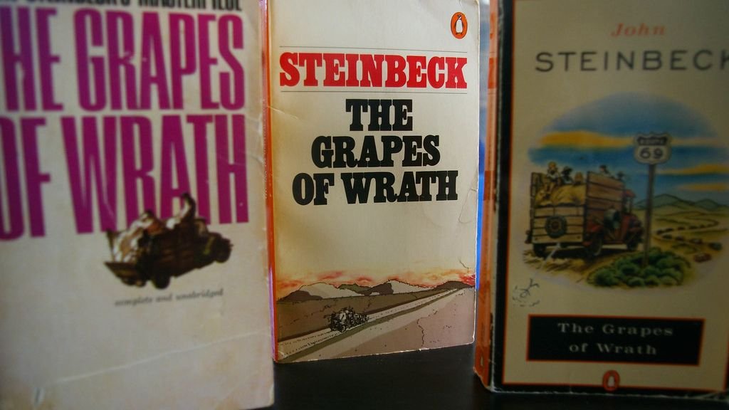 10 Classic American Novels That Perfectly Capture the Spirit of Their Era