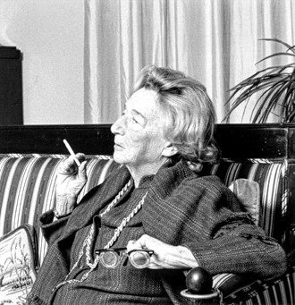 Lillian Hellman vs. Mary McCarthy: Defamation, Courts, and the Limits of Truth (By Lynn Gilbert, CC BY-SA 4.0)