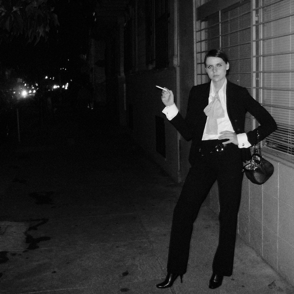 Women's Tuxedos (Le Smoking) (sflovestory, Flickr, CC BY 2.0)