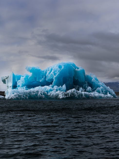 The Supermoon and Dislodged Icebergs (Image Credits: Pexels)