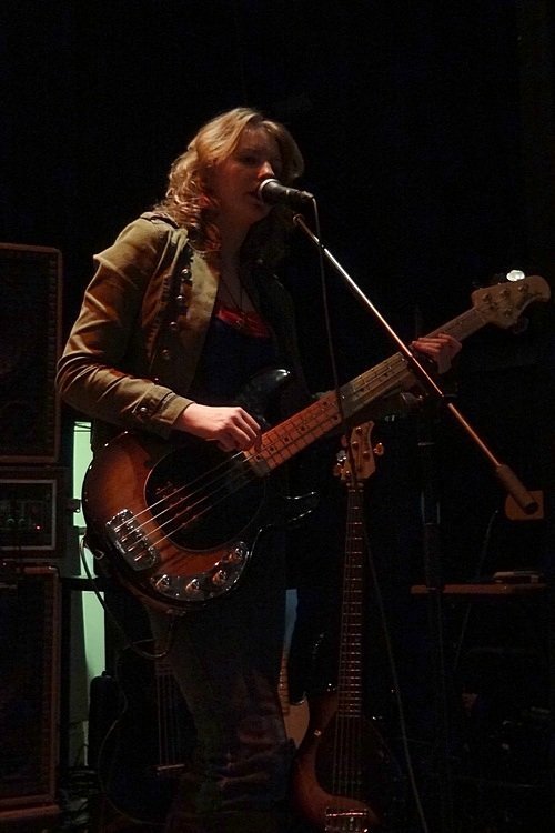 Carol Kaye: Bassist Behind Blockbuster Hits (By Zed Myers, CC BY-SA 3.0)