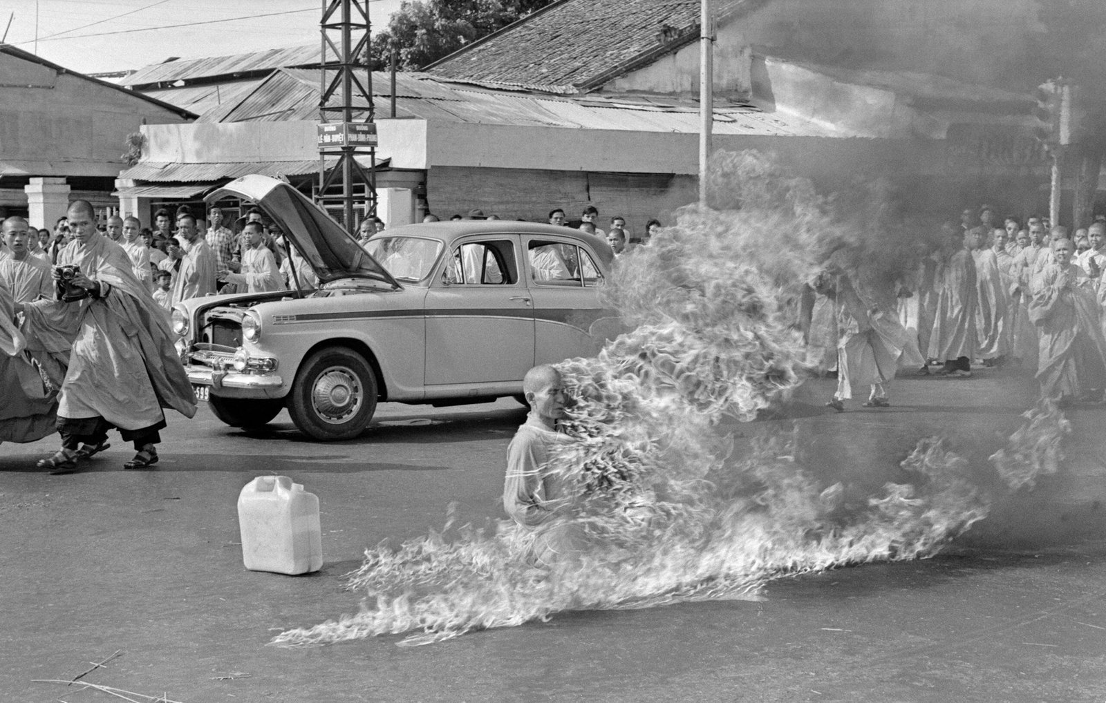 The Burning Monk (Immediate source:[1]

For further info see: http://www.apimages.com/metadata/Index/Watchf-AP-I-VNM-aphs019555-VIETNAM-MONK-PROTEST/a344206cdb5a490e9fceb1e1c2ebbefc/1/1, Public domain)