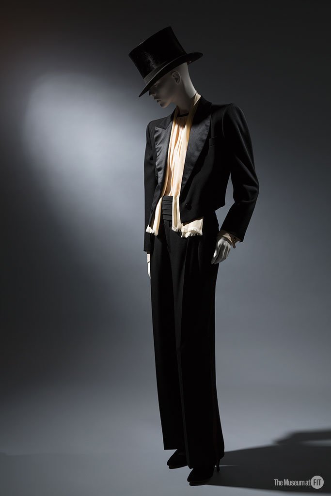 Yves Saint Laurent's Le Smoking Tuxedo in 1966 (By Museum at FIT, CC BY-SA 2.0)