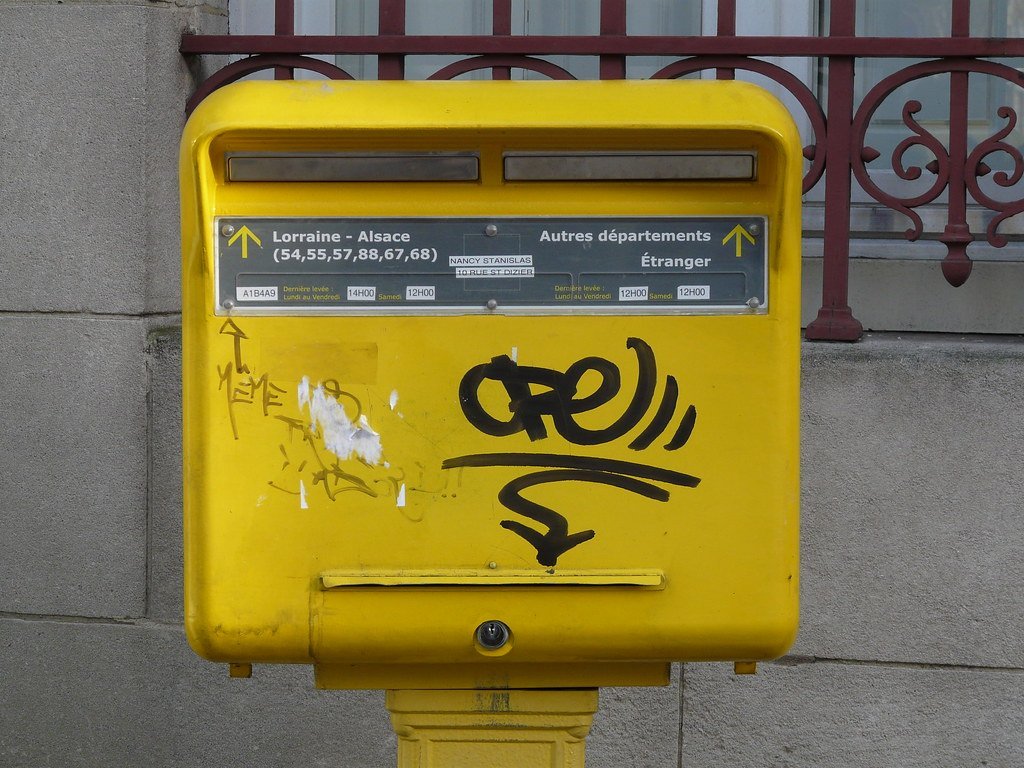 Lettrism (FortBienVert, Flickr, CC BY-SA 2.0)