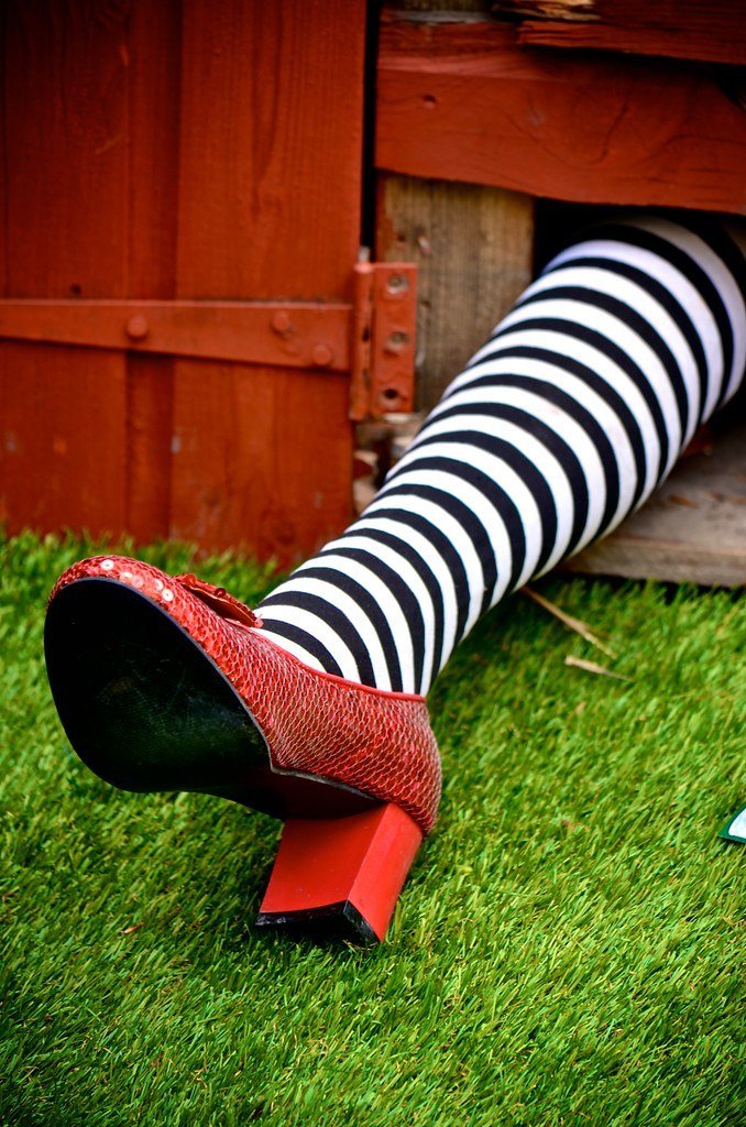 The Wizard of Oz (1939) (Daniel Dudek, Flickr, CC BY 2.0)