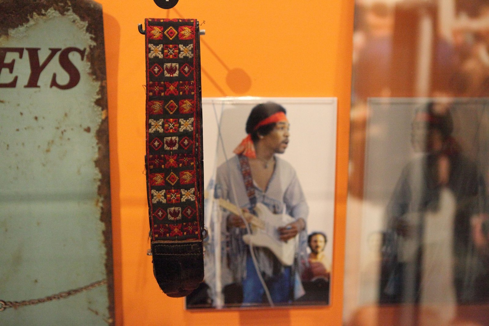 Jimi Hendrix’s "The Star-Spangled Banner" at Woodstock (Jimi Hendrix's Guitar Strap, CC BY 2.0)